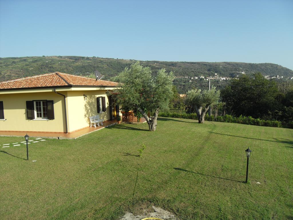Villa Mimosa Tropea ริกาดี ภายนอก รูปภาพ